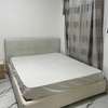 Lit , matelas et Tables de chevet thumb 0