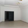 A louer sublime appartement F4 thumb 10