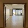 F4 à vendre au point e au 8 ème étage  208 m² thumb 12