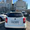 Ssangyong korando thumb 7