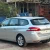 Peugeot 308 Break manuel diesel venant thumb 8