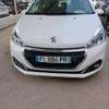 peugeot 208 thumb 0