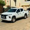 Mitsubishi L200 pick-up double cabine blanc thumb 2