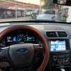 Ford Explorer XLT AWD thumb 3