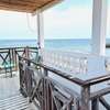LA PREMIERE TINY HOUSE DES ALMADIES, PIEDS DANS L'EAU thumb 0