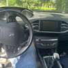 Peugeot 308 T9 2017 thumb 2
