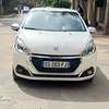 Peugeot 208 thumb 0