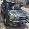 Hyundai voiture compacte gris métallisé économique thumb 3