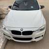 BMW 3301 2018 thumb 3