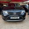 Toyota auris Anne 2015 thumb 7