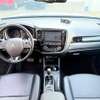 Mitsubishi Outlander 2017 thumb 14