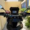 Honda X-ADV touring noir fourche inversée dorée thumb 4