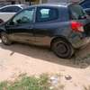 Renaul clio 2 portes thumb 3