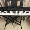 Clavier arrangeur Yamaha PSR-E383 – quasi neuf thumb 0