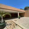 Villa neuve de 1000 m² pied dans l' eau Almadies thumb 2