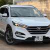 Hyundai Tucson thumb 3