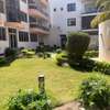 Appartement haut standing f4 sis aux almadies thumb 7