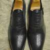 Chaussures cuir noir texturé élégantes thumb 0