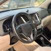 Hyundia Tucson thumb 4