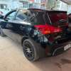 Toyota auris Anne 2015 thumb 3