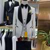 Ensemble costume thumb 1