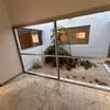 Grande Villa  R+ 1 à louer aux almadies thumb 14