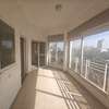 Appartement a louer point E thumb 0