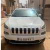 Jeep Cherokee 2015 SUV blanc robuste et confortable thumb 0