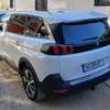 Peugeot 5008 thumb 0