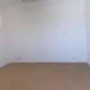 VILLA BASSE A LOUER A THIES  CITE DIOBASS thumb 9