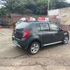 Dacia sandero 2010 thumb 7