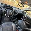 Peugeot 2008 SUV compact blanc jantes alliage thumb 3