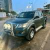 Toyota hilux 2015 thumb 0