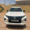 Mitsubishi L200 thumb 0
