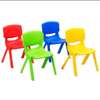 chaises plastique pour enfants thumb 0