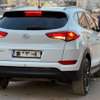 Hyundai Tucson thumb 2