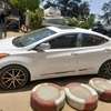 Hyundai elantra thumb 1
