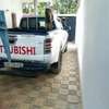 LOCATION MITSUBISHI L200 AVEC CHAUFFEUR thumb 1