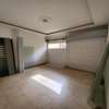 Villa R+2 à louer almadies thumb 11
