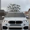 BMW X5 Pack M blanc feux LED avant puissant thumb 1