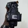 Canon EOS R5 Mark II Avec Cage + Station de charge thumb 4