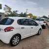 Peugeot 208 thumb 6