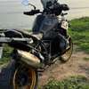 BMW R1250 GS 1250 cm³ noir mat moto d'aventure thumb 8