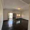 Grand Appartement F4 aux mamelles thumb 4