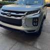 Mitsubishi RVR 2021 thumb 1