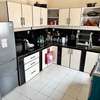 Très grand appartement entièrement meublé au plateau thumb 4