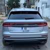 Audi Q8 S-LINE thumb 5