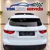 Jaguar F-Pace 2017 essence full options thumb 8
