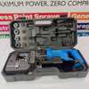 Puissant perforateur hydraulique 15 t thumb 1
