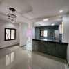 Appartement f3 de 2 chambres et salon aux mamelles thumb 2